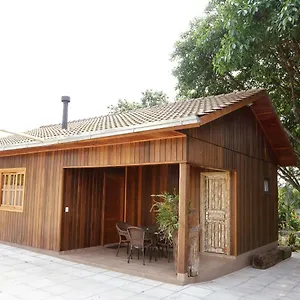 https://casa-no-centro-em-maravilha.santa-catarina-brasil.com